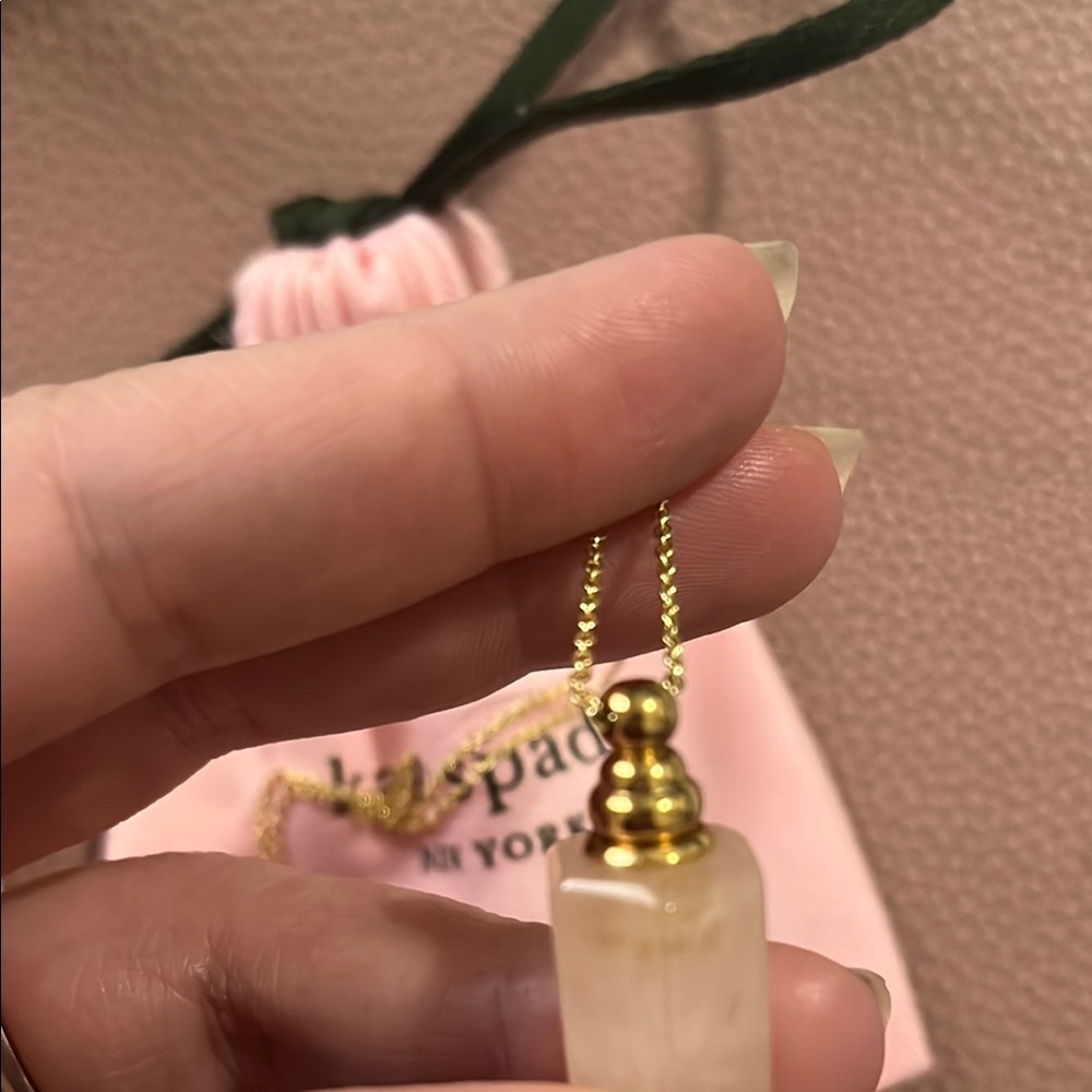 Gold Plated Pink Quartz Crystal Perfume Necklace with Pink Jewelry Pouch - Picture 4 of 6